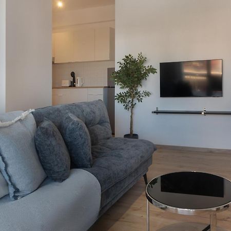 Phaedrus Living City Breeze Residences Finesse Lárnaca Exterior foto